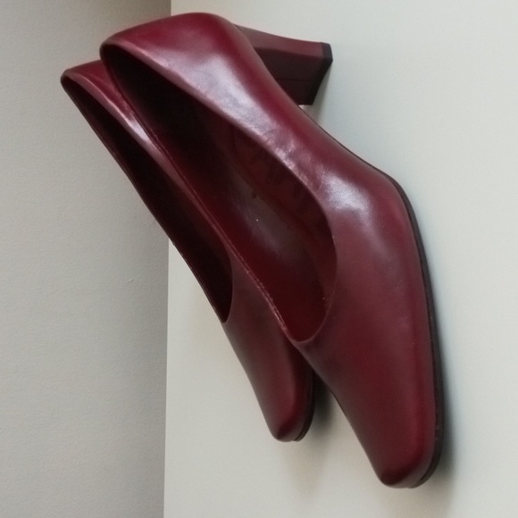 👠Liz Claiborne | Burgundy Heels, Pumps | Size 8M - Picture 5 of 13